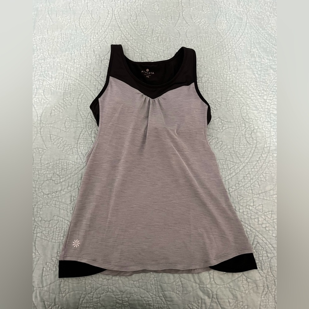 XS Athleta top